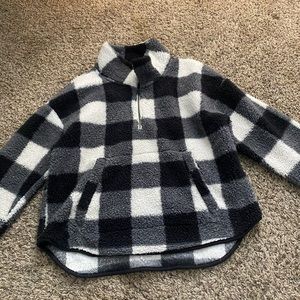 old navy sweater checkers pattern